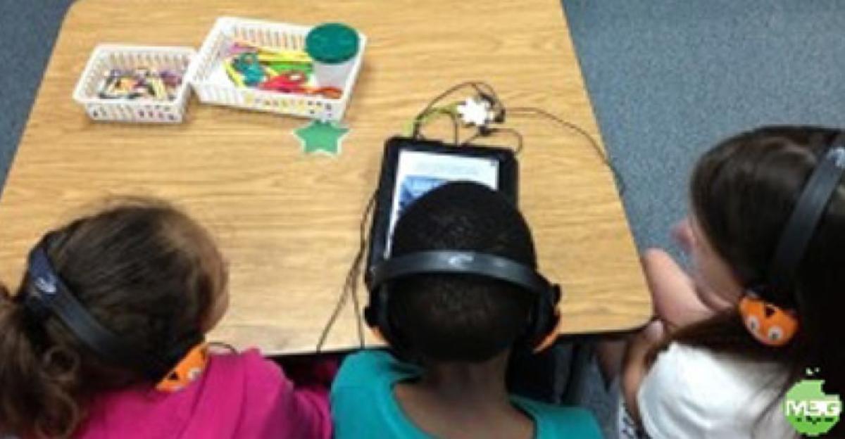 Headset For Storytelling in Kindergarten