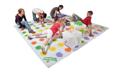 DOM Giant Get Knotted Inflatable Game