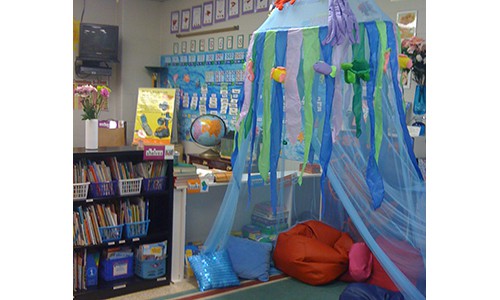 under the sea canopy reading nook in classroom