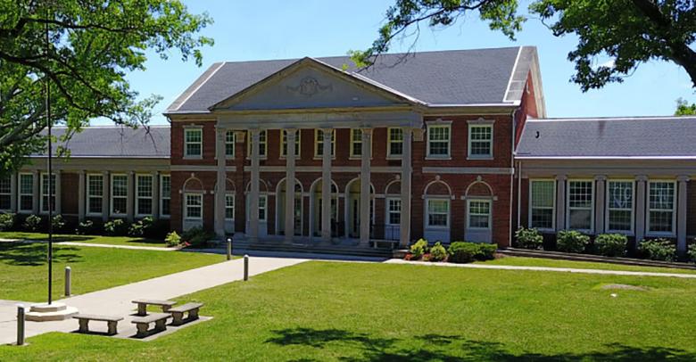 image of college hill fundamental academy from outside